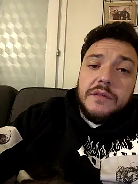 nousmeme0123 online show from April 10, 2026, 11:42 pm
