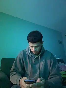 CHARLY-- online show from November 14, 2025, 9:41 am