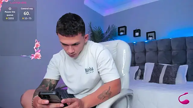 Thomas moon online show from July 23, 2026, 1:42 pm