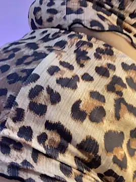 Snapshot of Sussan__ chatting on June 12, 2026, 11:53 am Sussan online show from June 12, 2026, 11:53 am