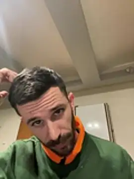 lolo7121 online show from February 11, 2026, 5:29 pm