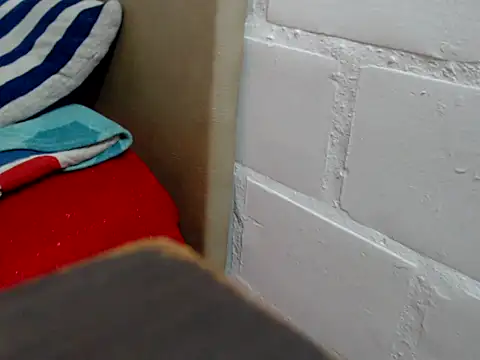 Snapshot of blondehotsquirt chatting on February 15, 2026, 9:44 pm blondehotsquirt online show from February 15, 2026, 9:44 pm