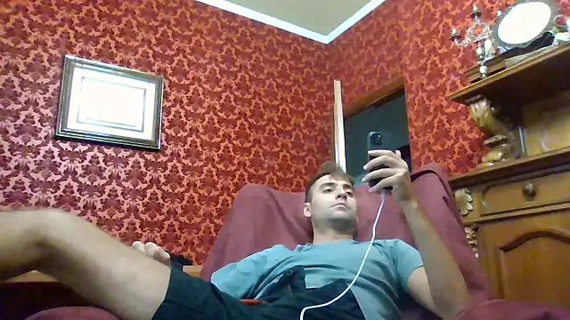 Snapshot of Torissimo92 chatting on September 13, 2025, 5:02 pm Torissimo92 online show from September 13, 2025, 5:02 pm