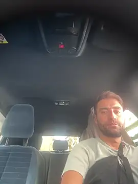 Snapshot of Torissimo92 chatting on September 25, 2025, 8:40 am Torissimo92 online show from September 25, 2025, 8:40 am