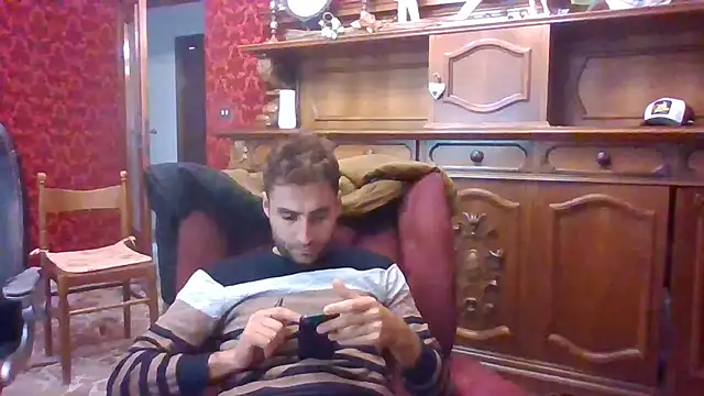 Snapshot of Torissimo92 chatting on October 21, 2025, 8:04 am Torissimo92 online show from October 21, 2025, 8:04 am