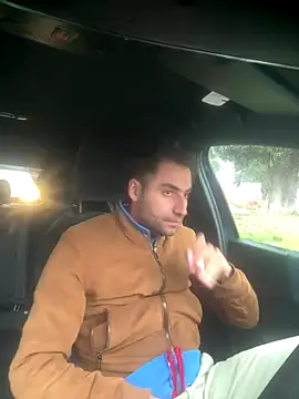 Snapshot of Torissimo92 chatting on December 16, 2025, 8:19 am Torissimo92 online show from December 16, 2025, 8:19 am