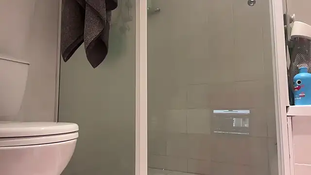 Snapshot of jamesgstsby22 chatting on March 12, 2026, 1:12 am jamesgstsby22 online show from March 12, 2026, 1:12 am