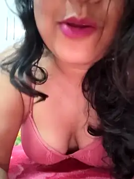 Snapshot of CUTE-PX chatting on May 14, 2026, 4:36 pm CUTE-PX online show from May 14, 2026, 4:36 pm
