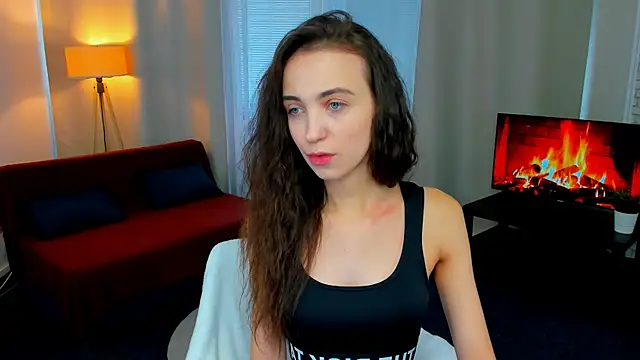 EllaSteele online show from October 7, 2025, 1:30 pm