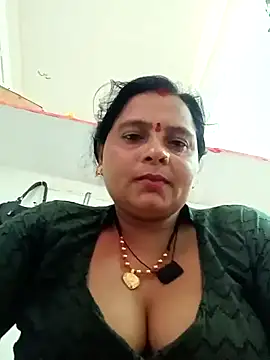 Snapshot of Hot_komal1 chatting on June 12, 2026, 9:41 am Hot komal1 online show from June 12, 2026, 9:41 am
