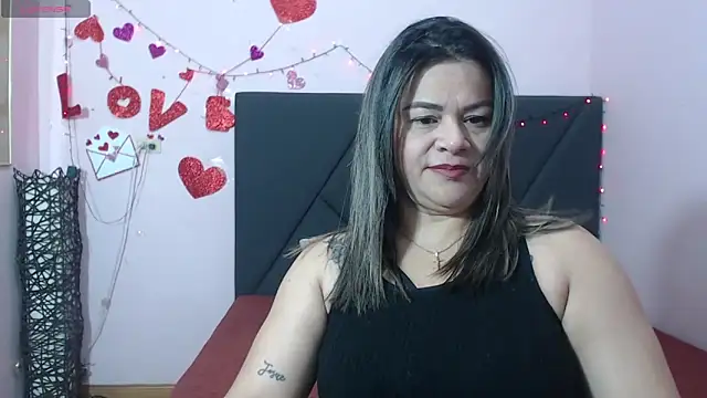 pamela echeverria online show from April 21, 2026, 11:16 am