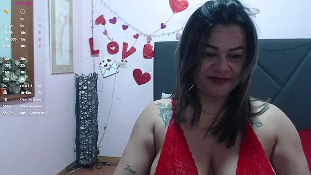 pamela echeverria online show from April 23, 2026, 11:20 am
