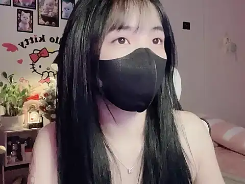 keelinnn19 online show from December 14, 2025, 6:45 pm