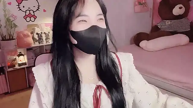 keelinnn19 online show from March 15, 2026, 6:47 pm