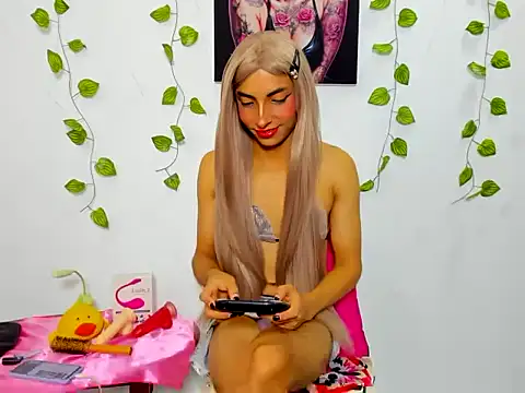 Snapshot of xamila_muaa chatting on May 28, 2026, 12:57 pm xamila muaa online show from May 28, 2026, 12:57 pm