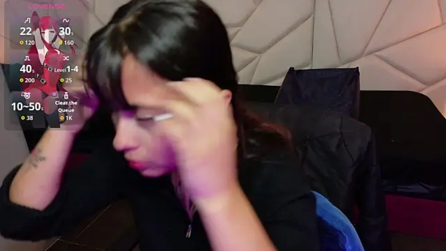 Snapshot of sophiaa_7 chatting on October 27, 2025, 12:20 pm sophiaa 7 online show from October 27, 2025, 12:20 pm