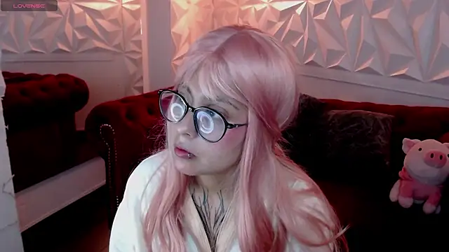 Snapshot of sophiaa_7 chatting on January 8, 2026, 11:34 am sophiaa 7 online show from January 8, 2026, 11:34 am