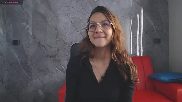 angeles azul online show from September 18, 2025, 4:31 pm