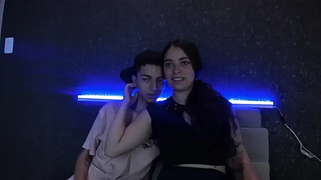 Snapshot of NickandAbby_ chatting on May 25, 2026, 7:31 pm NickandAbby online show from May 25, 2026, 7:31 pm