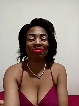 SEXYMOANSXX online show from December 3, 2025, 3:10 pm