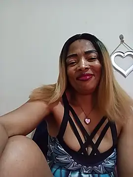 Snapshot of SEXYMOANSXX chatting on May 30, 2026, 10:12 am SEXYMOANSXX online show from May 30, 2026, 10:12 am