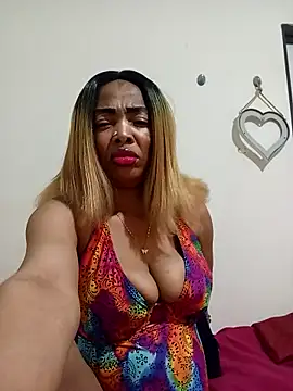 Snapshot of SEXYMOANSXX chatting on June 6, 2026, 5:50 pm SEXYMOANSXX online show from June 6, 2026, 5:50 pm