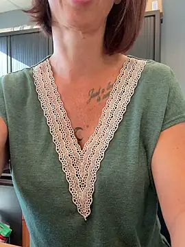 Snapshot of spycyfanny chatting on October 16, 2025, 2:18 pm spycyfanny online show from October 16, 2025, 2:18 pm