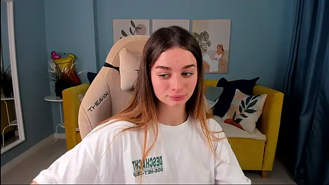 Snapshot of SweetyLicky chatting on September 8, 2025, 2:27 pm SweetyLicky online show from September 8, 2025, 2:27 pm