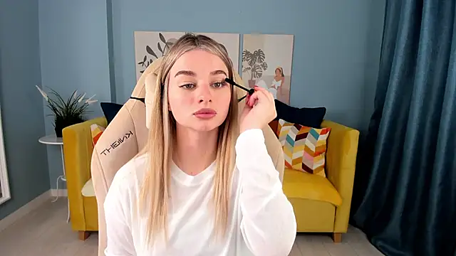 Snapshot of SweetyLicky chatting on October 19, 2025, 4:07 pm SweetyLicky online show from October 19, 2025, 4:07 pm