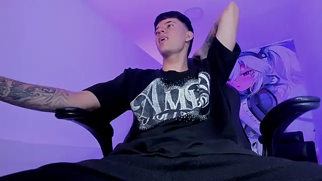 Snapshot of Fran_Boy chatting on September 16, 2025, 2:34 am Fran Boy online show from September 16, 2025, 2:34 am