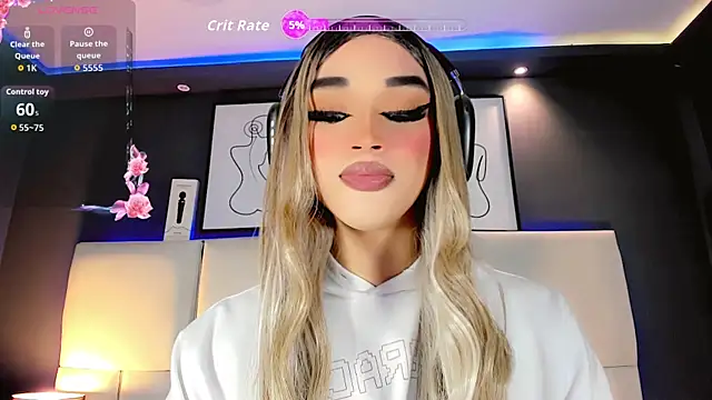 Snapshot of Valeriasmiithh chatting on September 14, 2025, 8:19 pm Valeriasmiithh online show from September 14, 2025, 8:19 pm