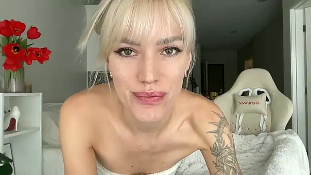 Ohbabykelly online show from January 13, 2026, 6:57 pm