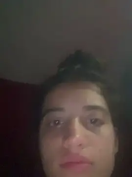 Snapshot of Larissa41 chatting on March 22, 2026, 6:44 pm Larissa41 online show from March 22, 2026, 6:44 pm