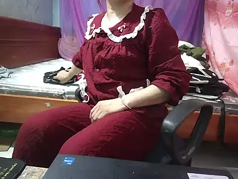 Xue weng online show from April 26, 2026, 4:21 am