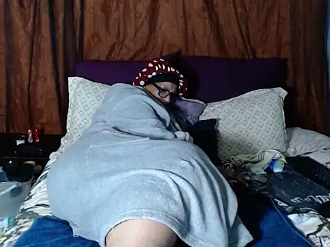 BOUNCINGASSX online show from September 12, 2025, 12:11 am