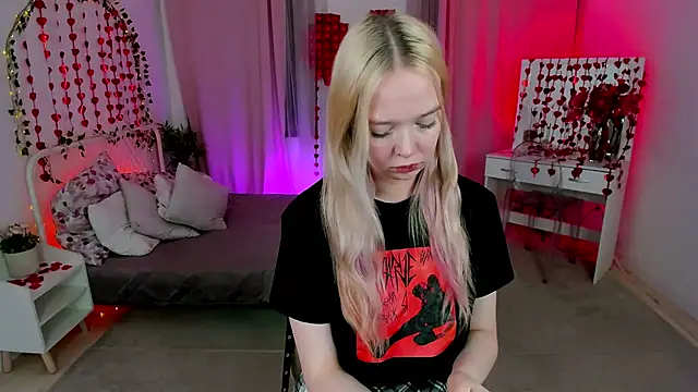 BellaMontgomery online show from February 10, 2026, 1:15 pm