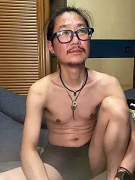 Snapshot of uta002418 chatting on July 6, 2026, 3:14 pm uta002418 online show from July 6, 2026, 3:14 pm