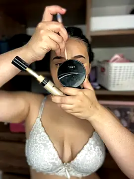 Snapshot of Sophi_dee1 chatting on November 9, 2025, 1:15 am Sophi dee1 online show from November 9, 2025, 1:15 am