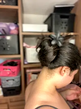 Snapshot of Sophi_dee1 chatting on November 20, 2025, 12:11 am Sophi dee1 online show from November 20, 2025, 12:11 am