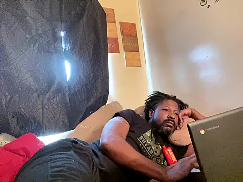 Snapshot of viceutk1 chatting on September 28, 2025, 3:50 pm viceutk1 online show from September 28, 2025, 3:50 pm