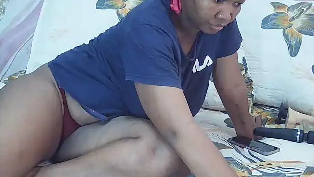 Snapshot of CouplesX96xx chatting on May 31, 2026, 12:34 pm CouplesX96xx online show from May 31, 2026, 12:34 pm