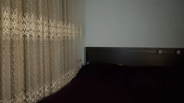 Marinpeach online show from October 7, 2025, 2:36 pm