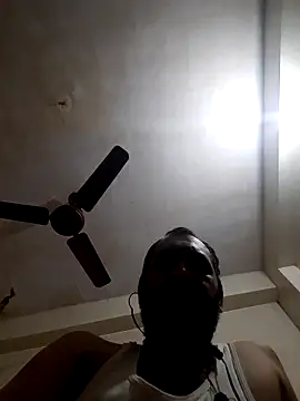 Hot-boy077 online show from September 17, 2025, 4:19 pm