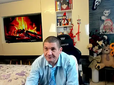 SpartacusDaddy48 online show from March 8, 2026, 10:35 pm