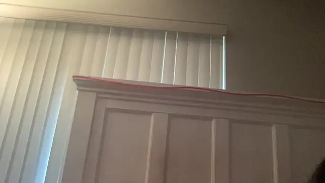 Snapshot of sweetnjuicyyy chatting on October 12, 2025, 12:09 am sweetnjuicyyy online show from October 12, 2025, 12:09 am