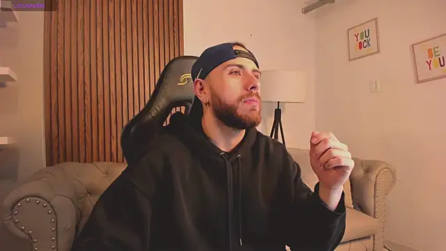 Maximo Wolff online show from January 15, 2026, 8:23 pm