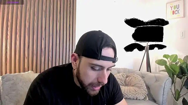 Snapshot of Maximo_Wolff chatting on June 1, 2026, 8:10 pm Maximo Wolff online show from June 1, 2026, 8:10 pm