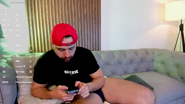 Snapshot of Maximo_Wolff chatting on June 23, 2026, 11:30 am Maximo Wolff online show from June 23, 2026, 11:30 am