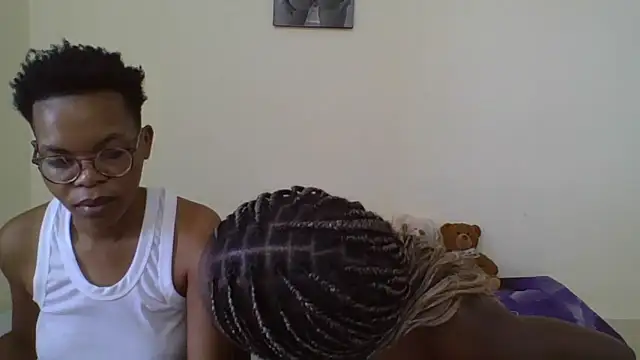 Snapshot of Miss-Hennessy chatting on November 5, 2025, 11:10 am Miss-Hennessy online show from November 5, 2025, 11:10 am