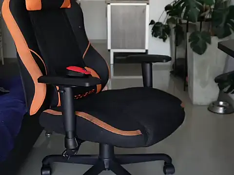 Vbenz28 online show from February 28, 2026, 2:51 pm